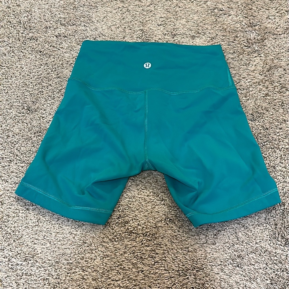 Lululemon Yoga Align High-Rise Short 6”